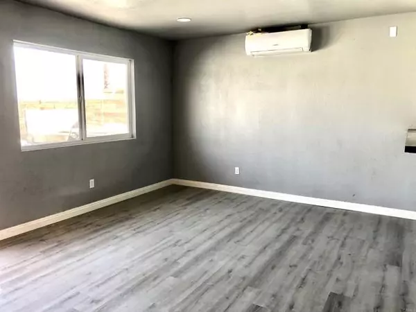 Palm Springs, CA 92262,3945 EL DORADO Boulevard #2