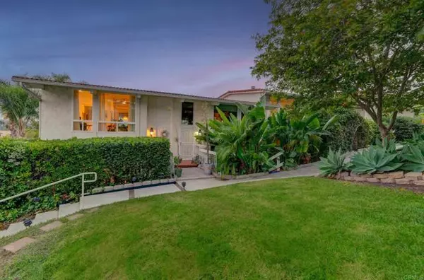 2323 Caringa Way #16, Carlsbad, CA 92009