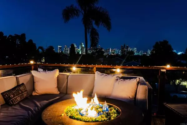 344 Pomona Ave, Coronado, CA 92118