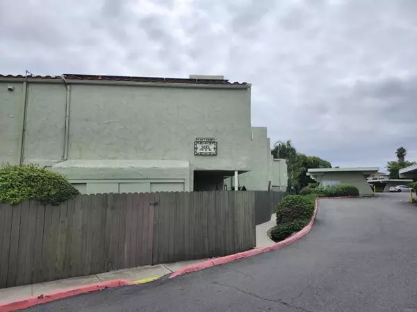 Chula Vista, CA 91910,170 E Street #D5