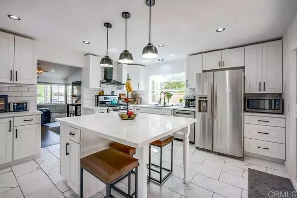 Murrieta, CA 92562,39685 ALMANSA