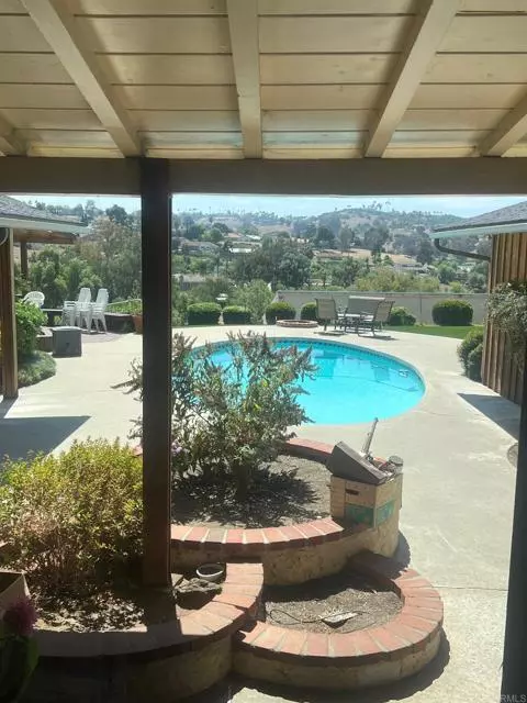 5610 San Miguel Road, Bonita, CA 91902