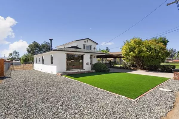 Ramona, CA 92065,611 9Th Street