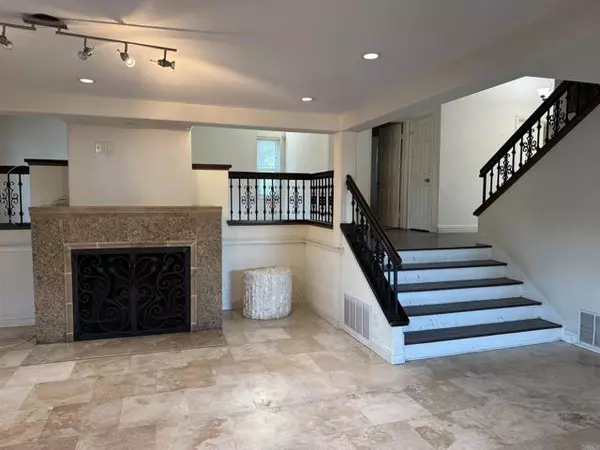 Bonita, CA 91902,467 Cherry Hills Lane