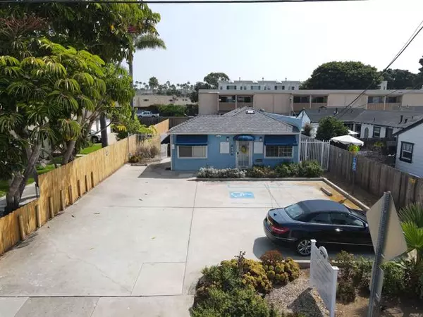 2774 Jefferson St, Carlsbad, CA 92008