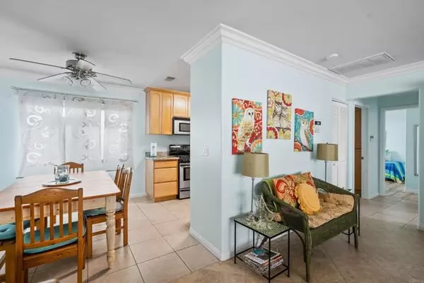 Coronado, CA 92118,1052 Isabella Avenue #D