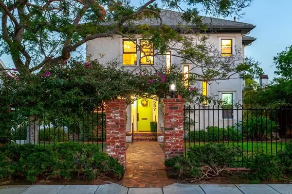 Coronado, CA 92118,557 A AVE