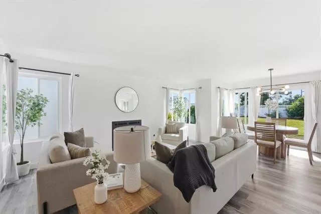 10534 Flora Verda Court, Santee, CA 92071