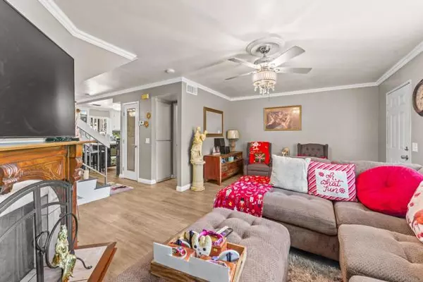 Colton, CA 92324,1097 Santo Antonio Drive #51