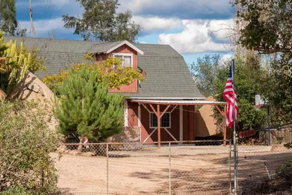 2494 Lane, Fallbrook, CA 92028