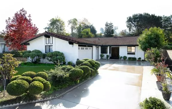 1417 Via Christina, Vista, CA 92084