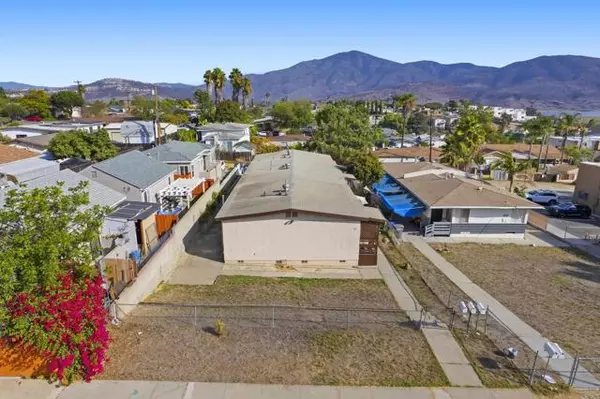 Spring Valley, CA 91977,447 Grand Avenue