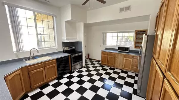 Bonita, CA 91902,6003 Bonita Meadows Lane