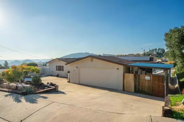 El Cajon, CA 92021,8366 Sunview Drive