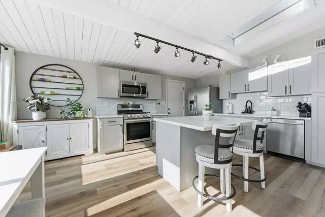 Spring Valley, CA 91977,9838 Ivanho Street