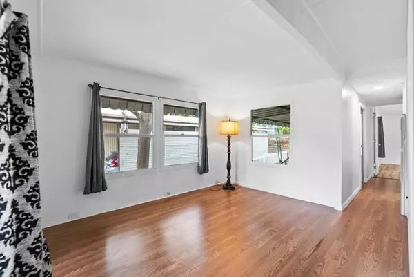 El Cajon, CA 92021,351 E Bradley Avenue #19