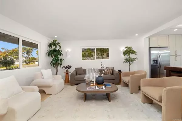 Huntington Beach, CA 92646,21792 Kaneohe Ln