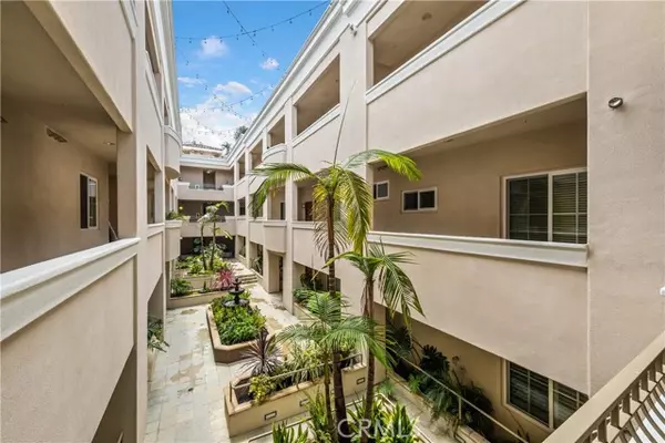 901 Deep Valley Drive #215, Rolling Hills Estates, CA 90274