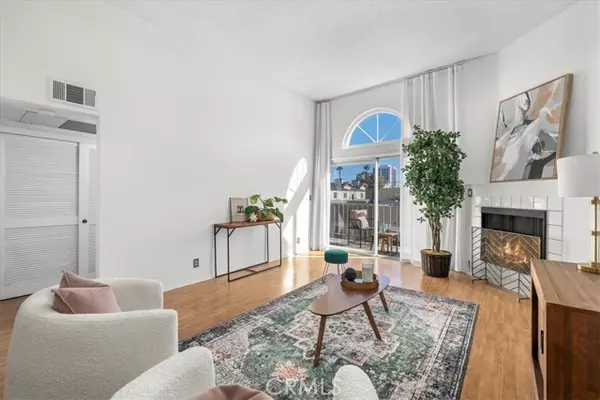 445 W 6th Street #406, Long Beach, CA 90802