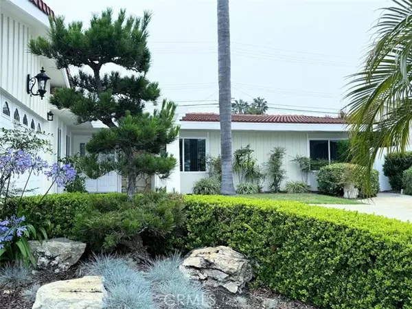 Rancho Palos Verdes, CA 90275,28705 Golden Meadow Drive