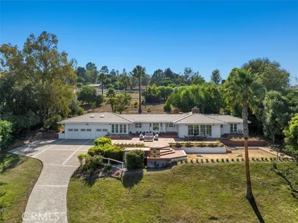 Rolling Hills, CA 90274,1 Outrider Road