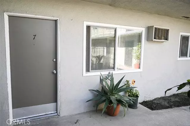 7745 Laurel Canyon Boulevard #7, North Hollywood (los Angeles), CA 91605