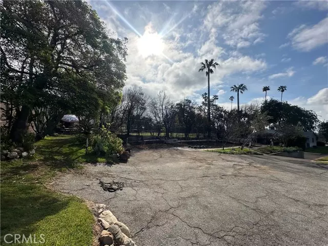 1003 E Mariposa, Altadena, CA 91001