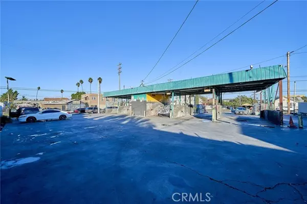 Los Angeles, CA 90003,5951 S Figueroa Street