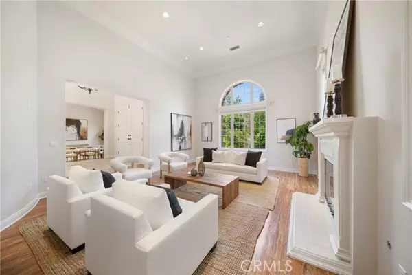 Encino (los Angeles), CA 91436,15850 Seville Lane