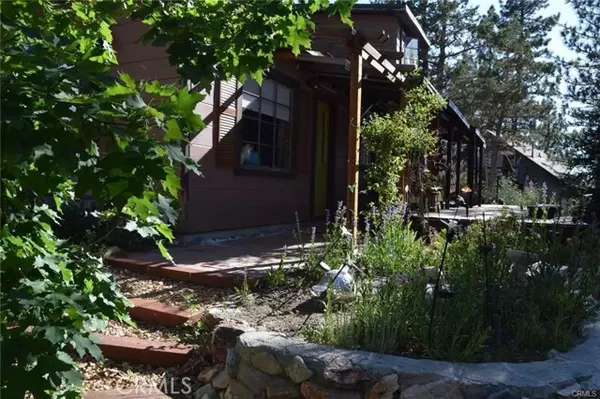 Big Bear Lake, CA 92315,42795 Cougar Road
