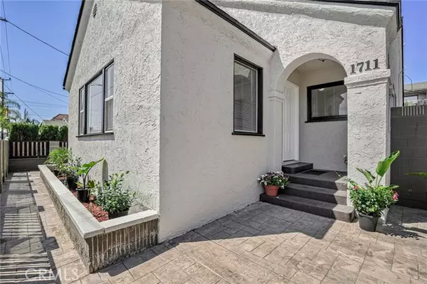 San Pedro (los Angeles), CA 90731,1711 S Grand Avenue