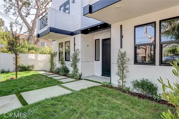 Redondo Beach, CA 90278,2604 Grant Avenue #A