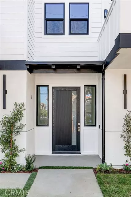 Redondo Beach, CA 90278,2604 Grant Avenue #A