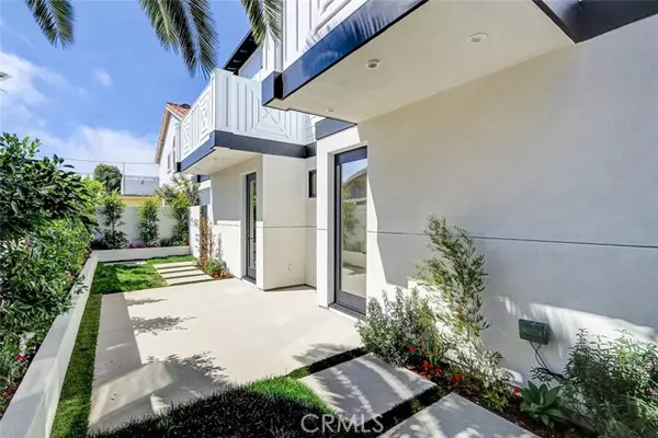 Redondo Beach, CA 90278,2604 Grant Avenue #C