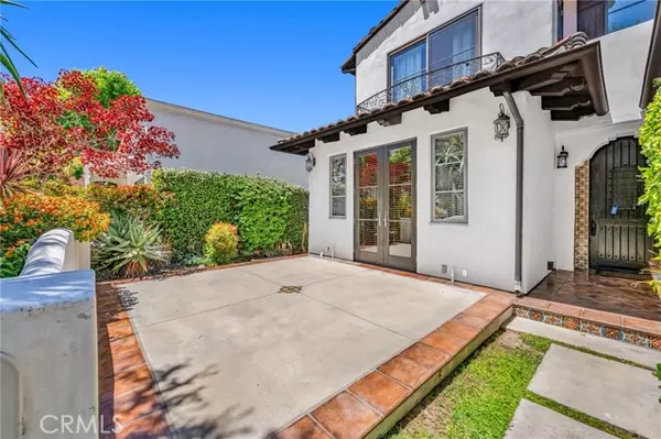 Redondo Beach, CA 90277,221 Via Alameda