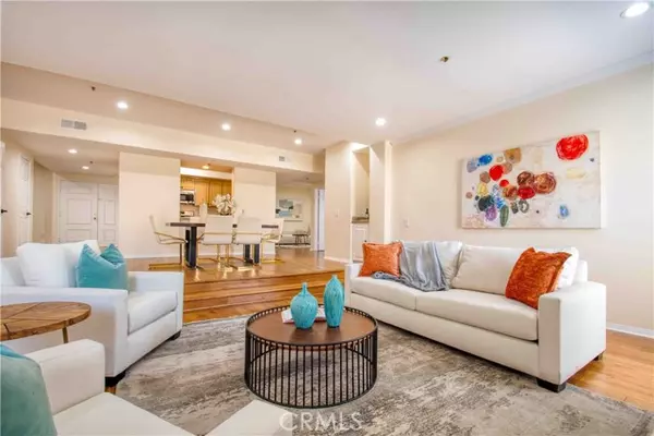 12011 Goshen Avenue #203, Los Angeles, CA 90049