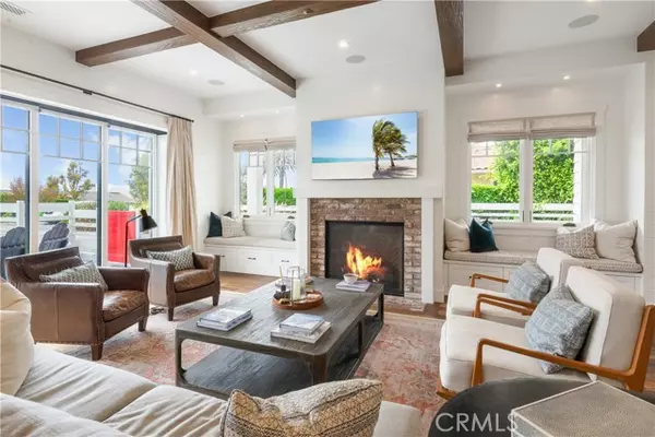 Palos Verdes Estates, CA 90274,1024 Via Nogales