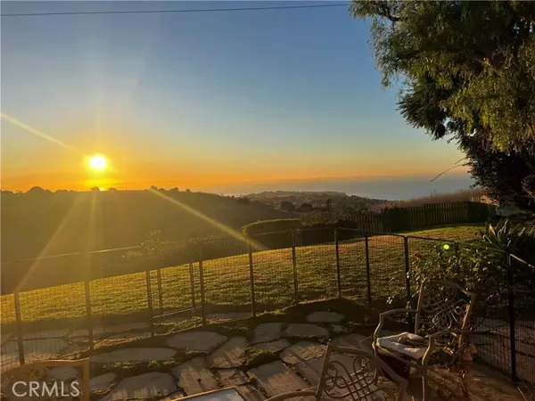 Rancho Palos Verdes, CA 90275,30742 Tarapaca