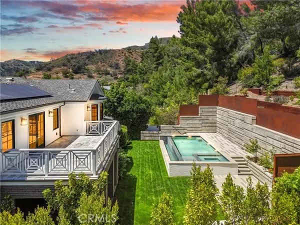 Los Angeles, CA 90049,2520 La Condesa Drive