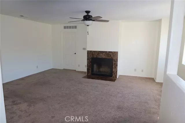 San Pedro (los Angeles), CA 90731,735 W 10th Street #4