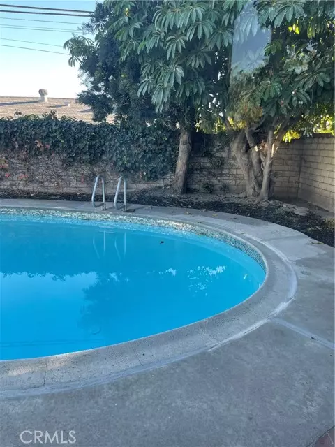 Los Alamitos, CA 90720,3062 Inverness Drive