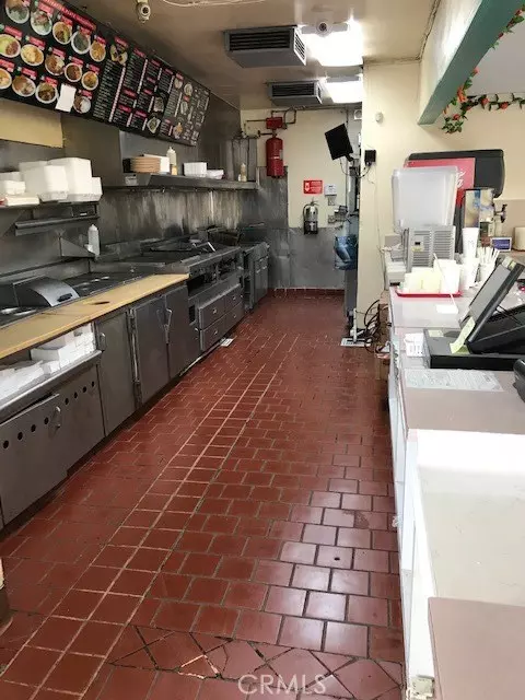 Tustin, CA 92780,14551 Newport Avenue