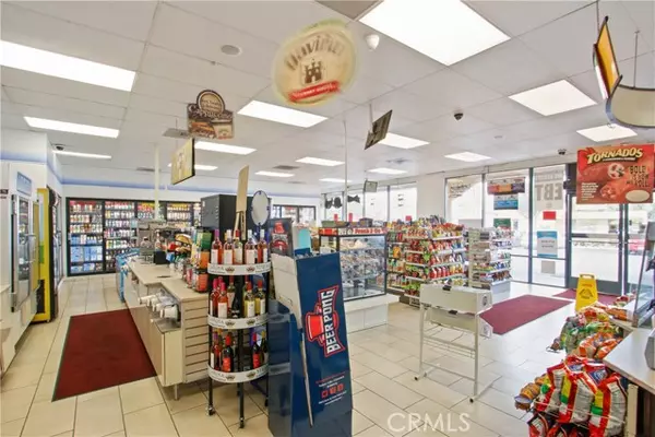 Lynwood, CA 90262,Address not disclosed