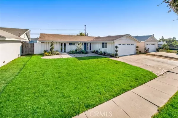 6192 Larchwood Drive, Huntington Beach, CA 92647