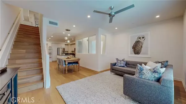 14126 W Monroe Place, Van Nuys (los Angeles), CA 91405