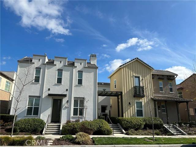 216 cultivate, Irvine, CA 92618