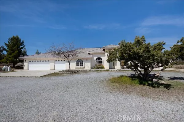 10030 Monte Vista Road, Phelan, CA 92371