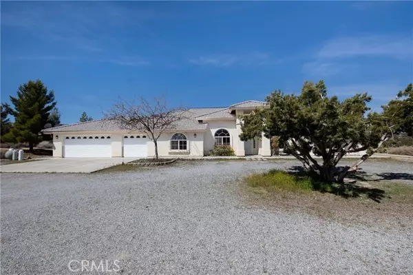 10030 Monte Vista Road, Phelan, CA 92371