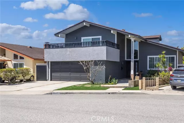 3581 Pansy Circle, Seal Beach, CA 90740