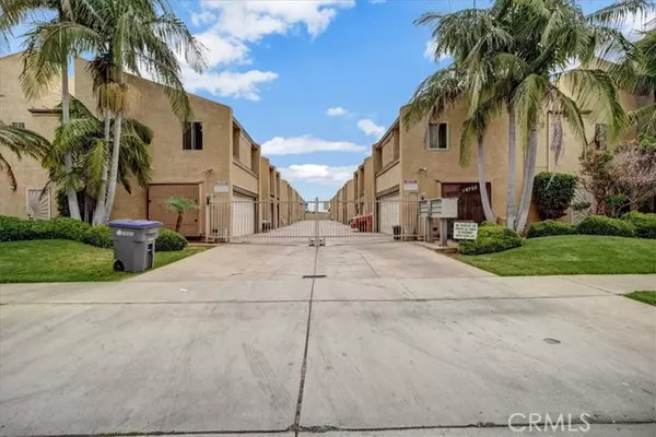 14700 S Berendo Avenue #11, Gardena, CA 90247